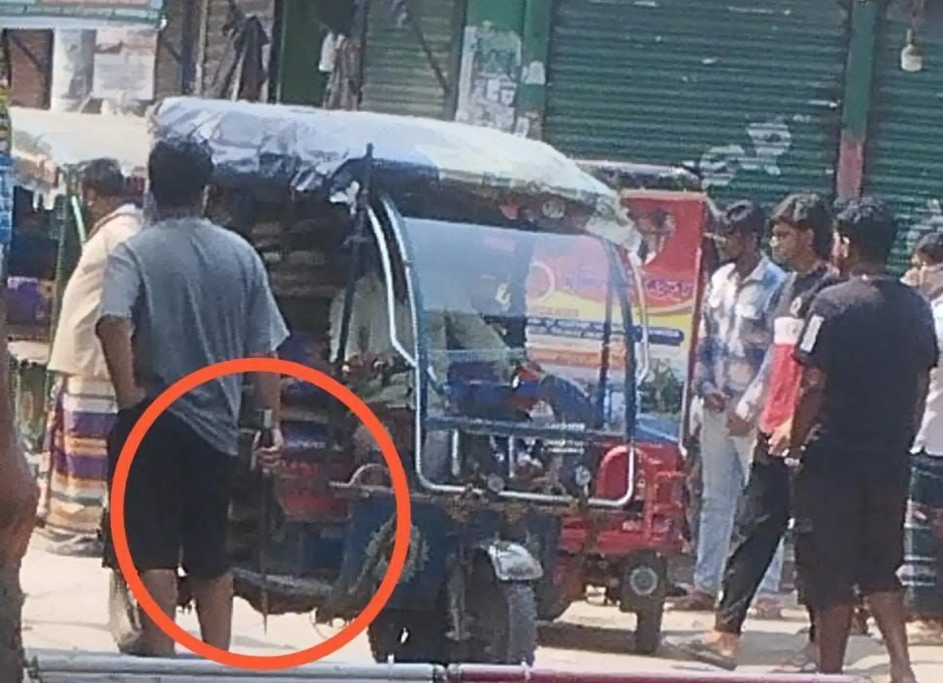 সোনারগাঁয়ে দুই গ্রুপের রক্তক্ষয়ী সংঘর্ষ, রণক্ষেত্র পাঁচানী শান্তিনগর, আহত একাধিক