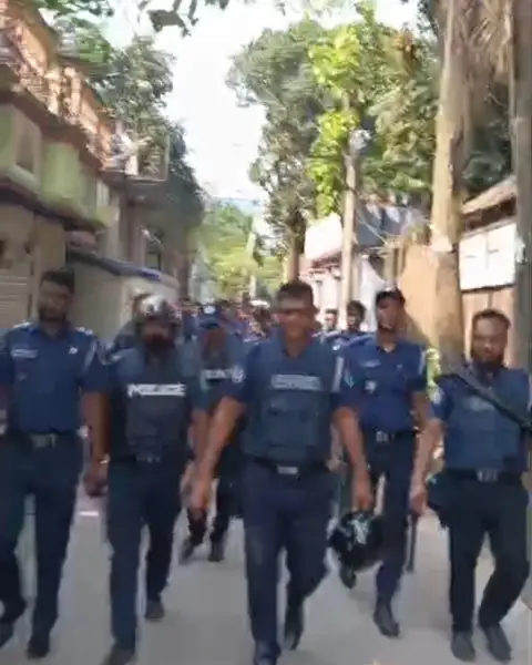 সোনারগাঁয়ে দুই পক্ষের রক্তক্ষয়ী সংঘর্ষ, পরিস্থিতি নিয়ন্ত্রণে র‍্যাব-পুলিশ মোতায়েন