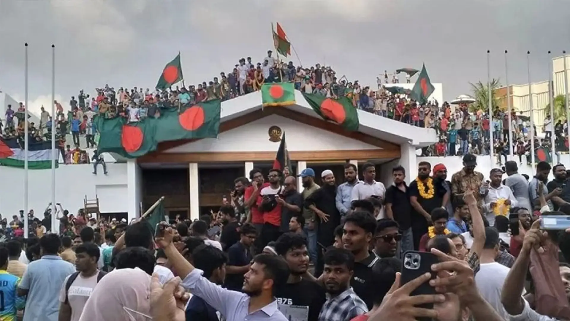 আজ ঐতিহাসিক ‘জুলাই গণঅভ্যুত্থান দিবস’: স্বৈরাচার পতনের দুই বছরপূর্তি