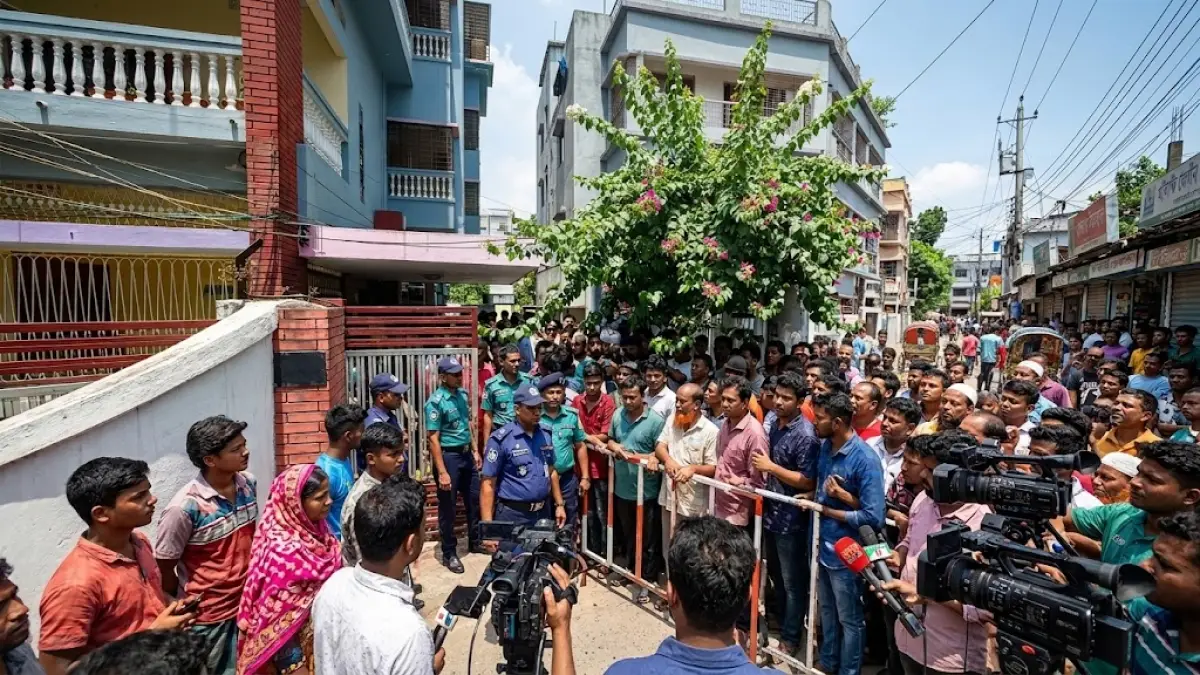 সিলেটে ত্রিপল মার্ডার, প্রেমিক আটক, অনৈতিক প্রস্তাবে রাজি না হওয়ায় হত্যাকাণ্ড