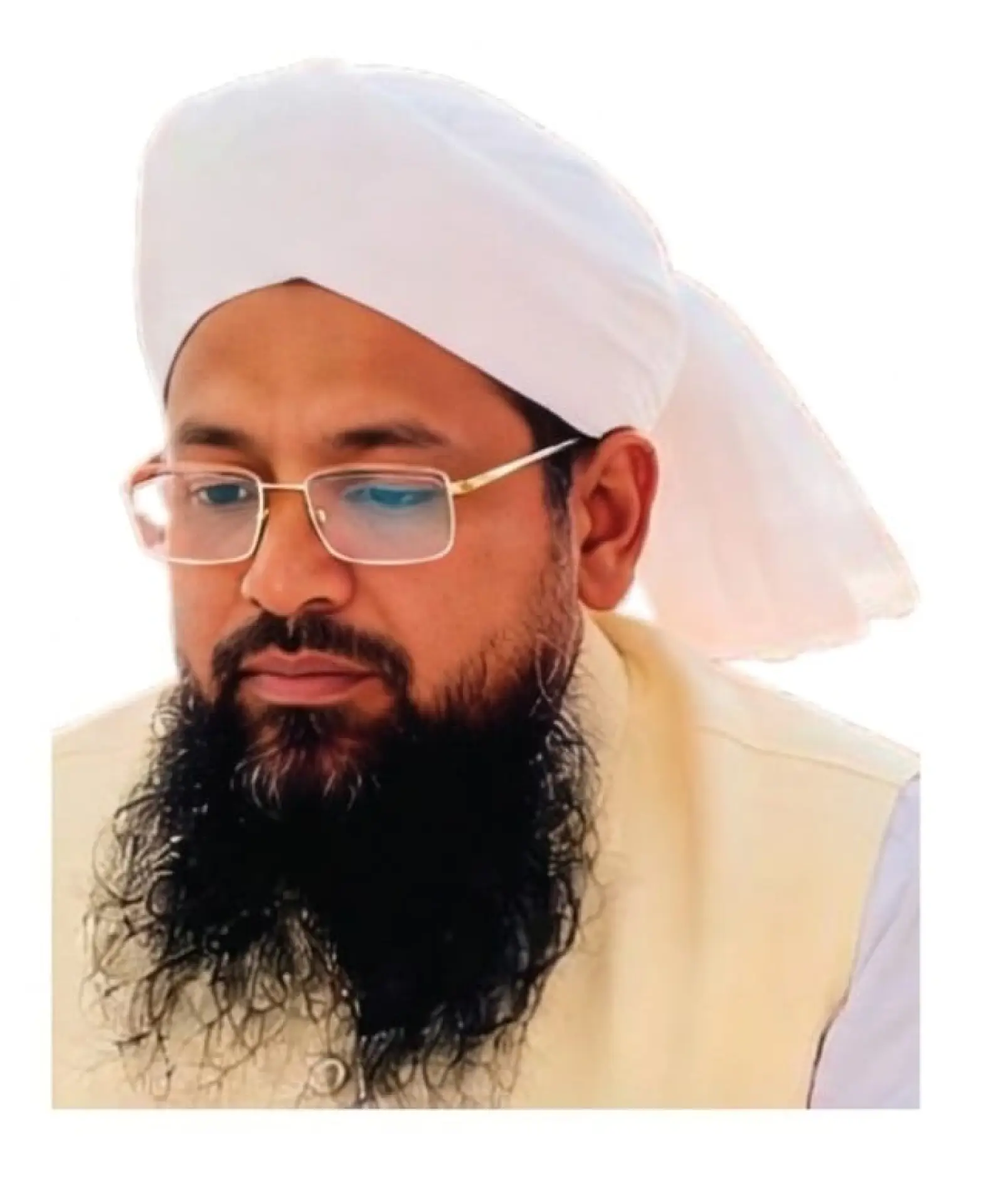 ইসলামিক ফাউন্ডেশনের গভর্নর বোর্ডে স্থান পেলেন প্রখ্যাত আলেম মুফতি শরীফ উল্লাহ