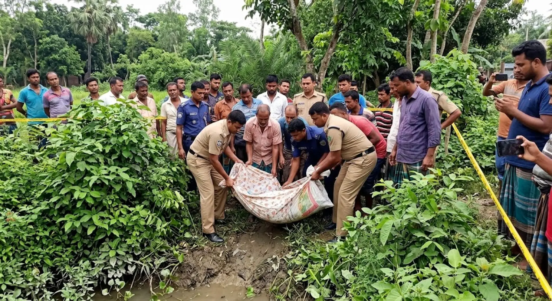 সোনারগাঁয়ে অজ্ঞাত ব্যক্তির লাশ উদ্ধার, পরিচয় মিলল আইয়ুব আলী নামে